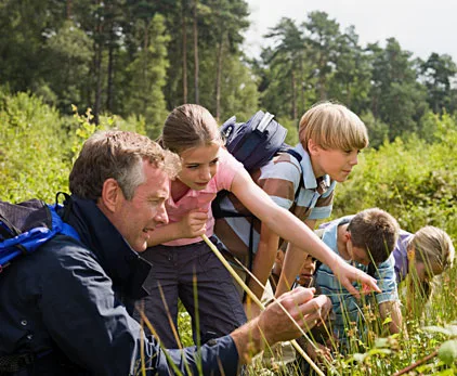 teacher-2 Outdoor Learning