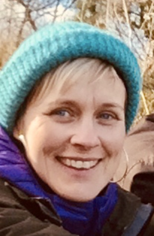 Lynn Hughes smiling